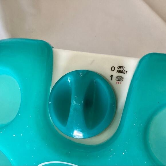 Dr. Scholls DRFB7008 Soothing Rolling Foot Spa Massager - Picture 4 of 6